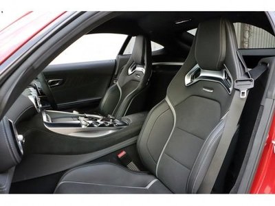 صورة 9 لـ 2016 Mercedes-BENZ GT AMG