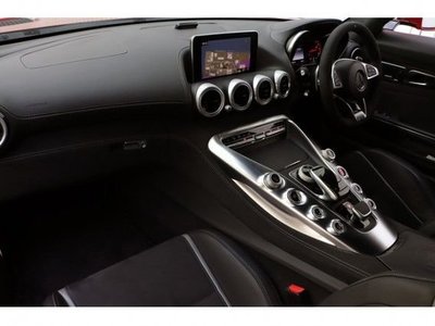 صورة 7 لـ 2016 Mercedes-BENZ GT AMG