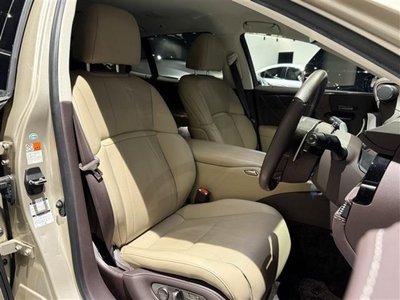 صورة 2 لـ 2017 Lexus LS