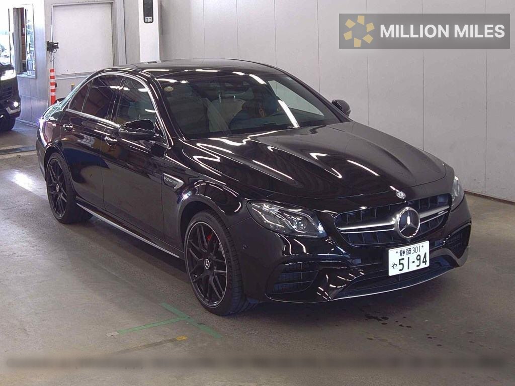 MERCEDES-BENZ E-CLASS AMG - View 1