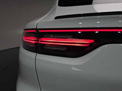 PORSCHE CAYENNE - 10
