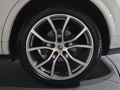 PORSCHE CAYENNE - 8