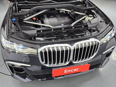 BMW X7 - 7
