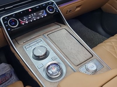 GENESIS GV80 - 9