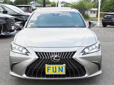 2025 Lexus ES 照片 2