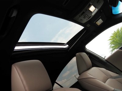 صورة مصغرة 19 لـ 2025 Lexus ES
