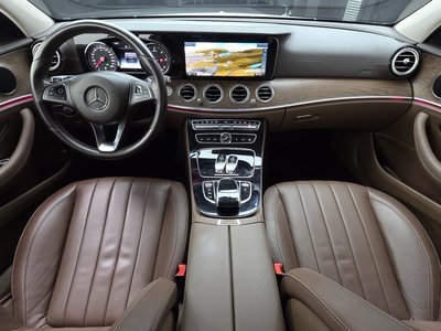 MERCEDES-BENZ E-CLASS - 5