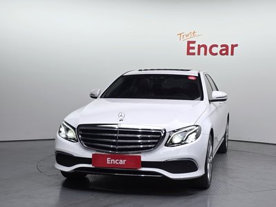 MERCEDES-BENZ E-CLASS - 2