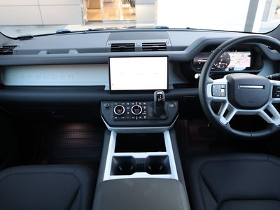 2025 LAND Rover DEFENDER 缩略图 23