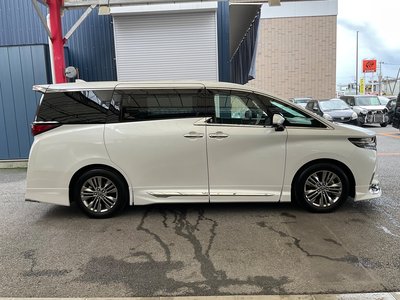 TOYOTA ALPHARD - 4