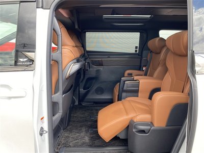 TOYOTA VELLFIRE - 10
