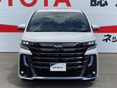TOYOTA VELLFIRE - 3