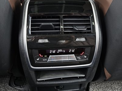 2021 BMW X5 — миниатюра 24
