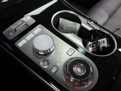 2025 Genesis GV70 缩略图 12