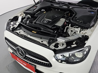 MERCEDES-BENZ E-CLASS - 7
