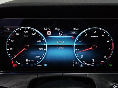 MERCEDES-BENZ E-CLASS - 8