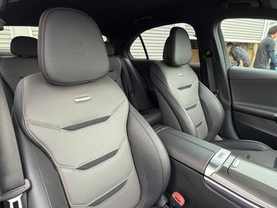 2025 Mercedes-BENZ C-CLASS AMG 缩略图 24