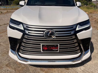 صورة 7 لـ 2023 Lexus LX