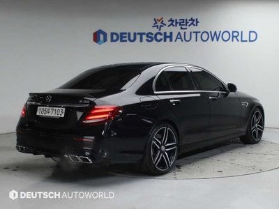 MERCEDES-BENZ E-CLASS - 4