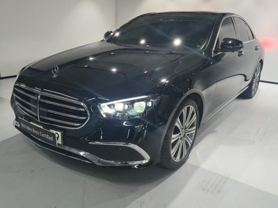 MERCEDES-BENZ E-CLASS - 1