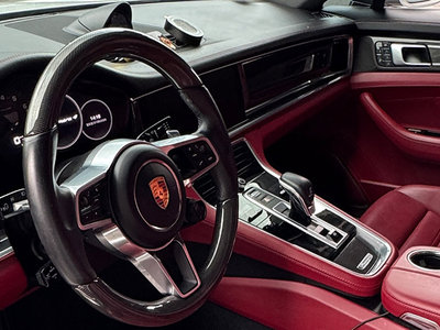 PORSCHE PANAMERA - 6