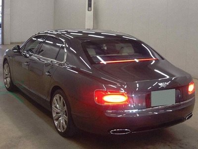 صورة 1 لـ 2016 Bentley FLYING SPUR