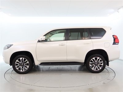 TOYOTA LAND CRUISER PRADO - 3