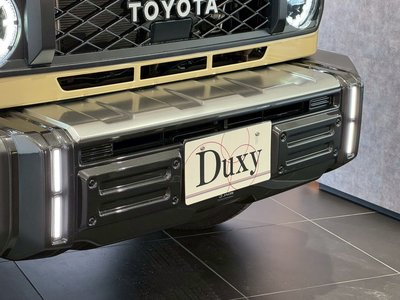 TOYOTA LAND CRUISER 70 - 3