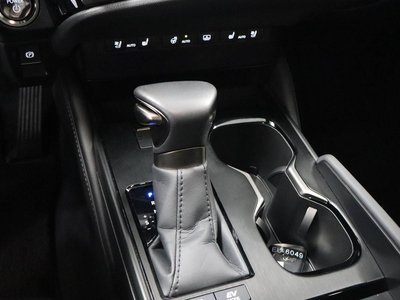 2025 Lexus ES 照片 9