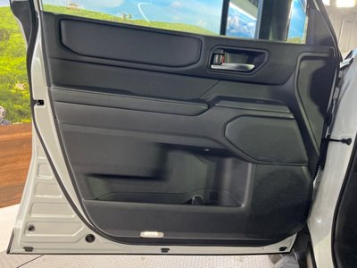 2025 Toyota LAND CRUISER 250 — миниатюра 42