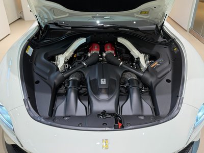 FERRARI ROMA - 3