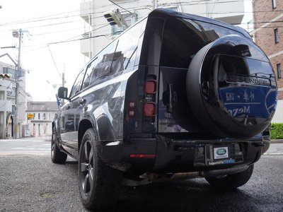 LAND ROVER DEFENDER - 7