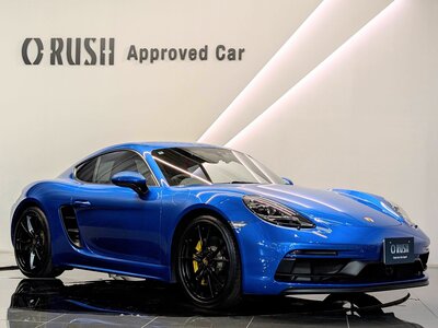 PORSCHE 718 CAYMAN
