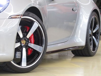 2025 Porsche 911 — миниатюра 19