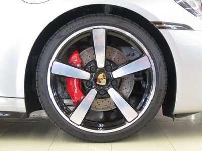 2025 Porsche 911 — миниатюра 28