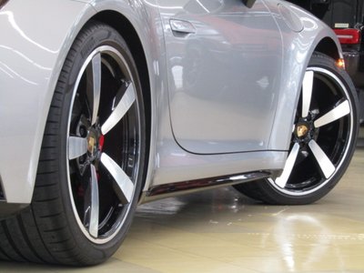 2025 Porsche 911 — миниатюра 36