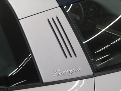 2025 Porsche 911 — миниатюра 32