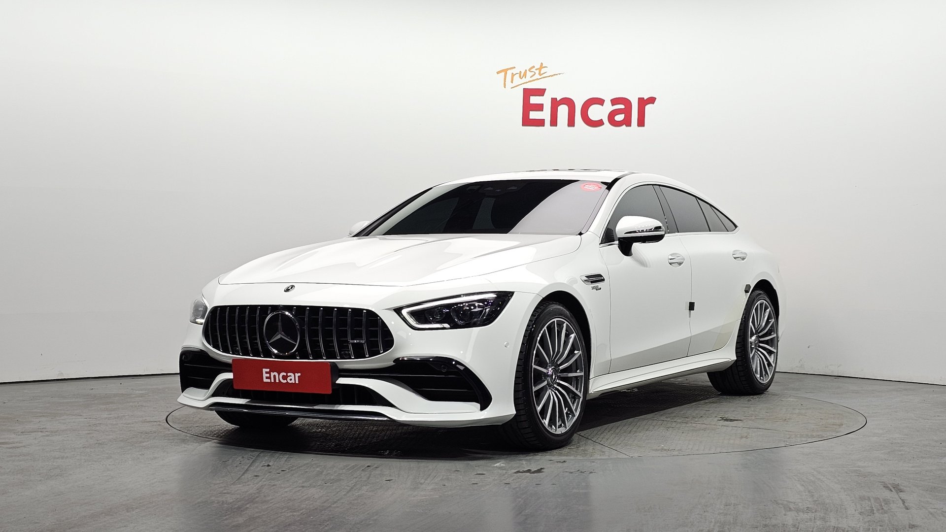 MERCEDES-BENZ GT AMG - View 1