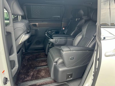 صورة مصغرة 30 لـ 2024 Toyota VELLFIRE