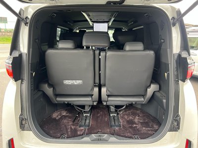 صورة مصغرة 26 لـ 2024 Toyota VELLFIRE