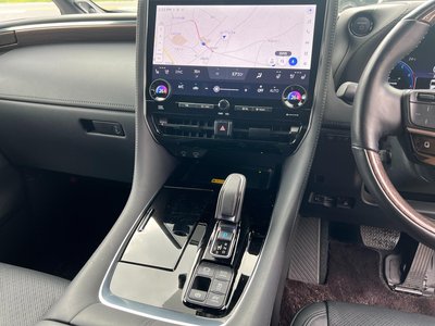 صورة مصغرة 16 لـ 2024 Toyota VELLFIRE