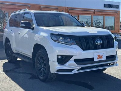 TOYOTA LAND CRUISER PRADO - 8