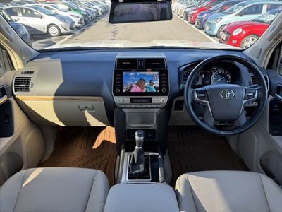 TOYOTA LAND CRUISER PRADO - 2