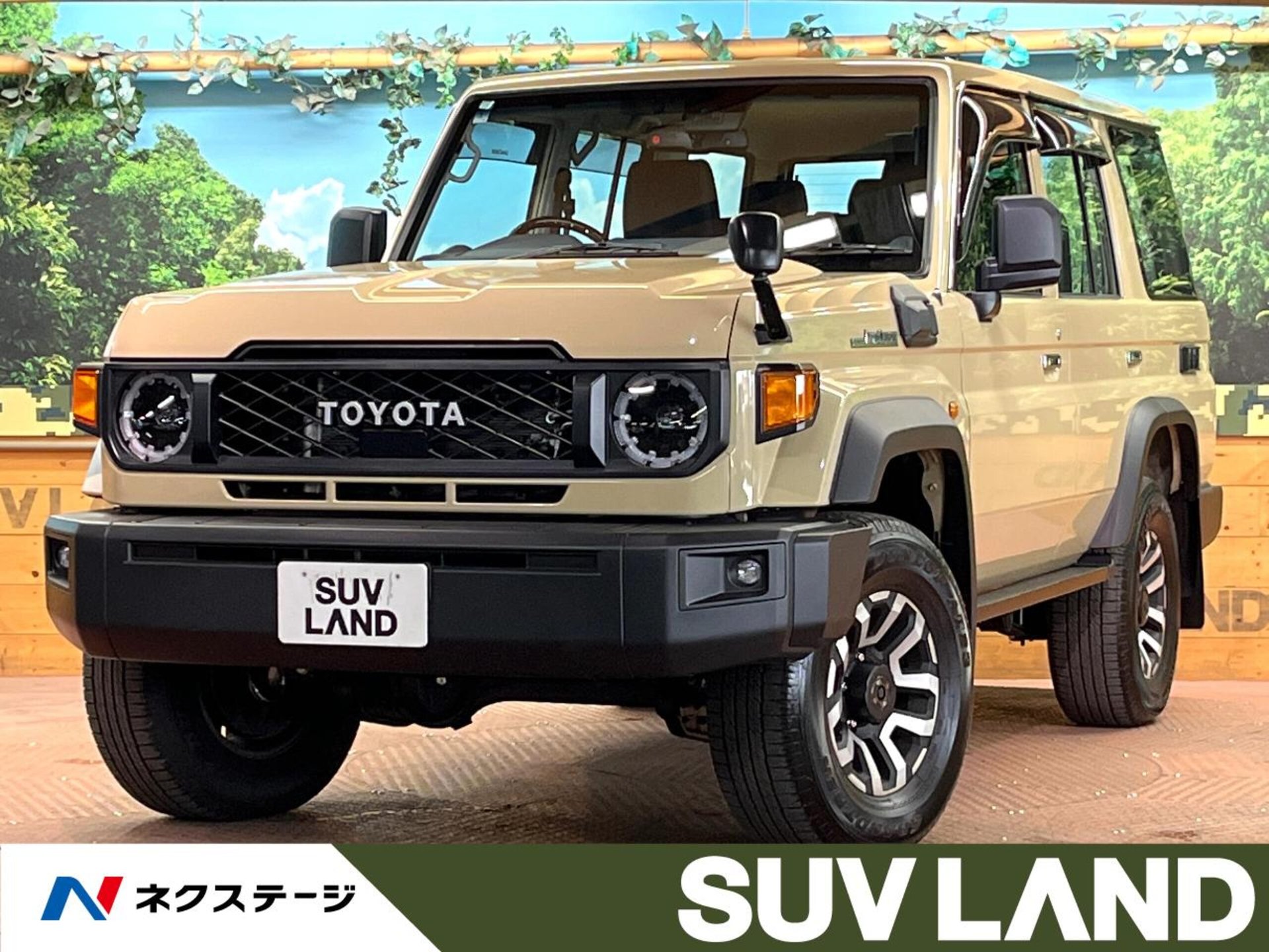 TOYOTA LAND CRUISER 70 - View 1