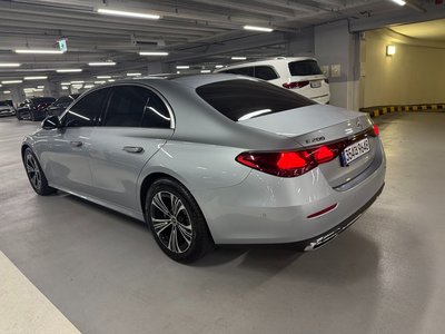 MERCEDES-BENZ E-CLASS - 3