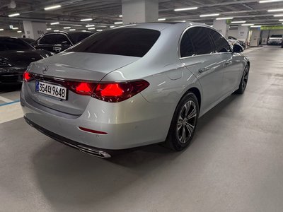 MERCEDES-BENZ E-CLASS - 7