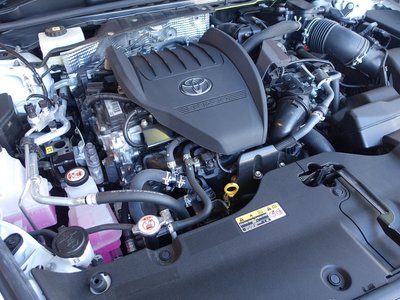 TOYOTA CROWN CROSSOVER - 10