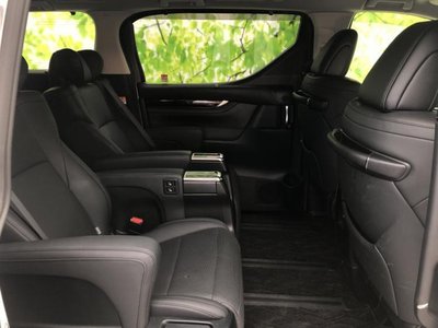 2023 Toyota ALPHARD photo 5