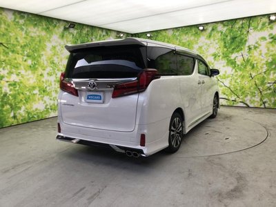 2023 Toyota ALPHARD photo 3