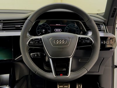 2025 AUDI SQ8 SPORTBACK E-TRON 缩略图 15